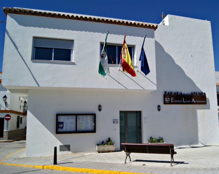 ela zahara de los atunes ayuntamiento 768x610