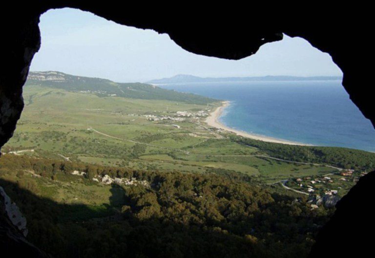 cueva del moro 768x530