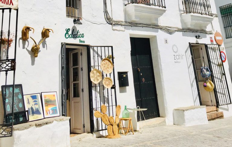 Eclectica Deco Vejer faachada 768x485