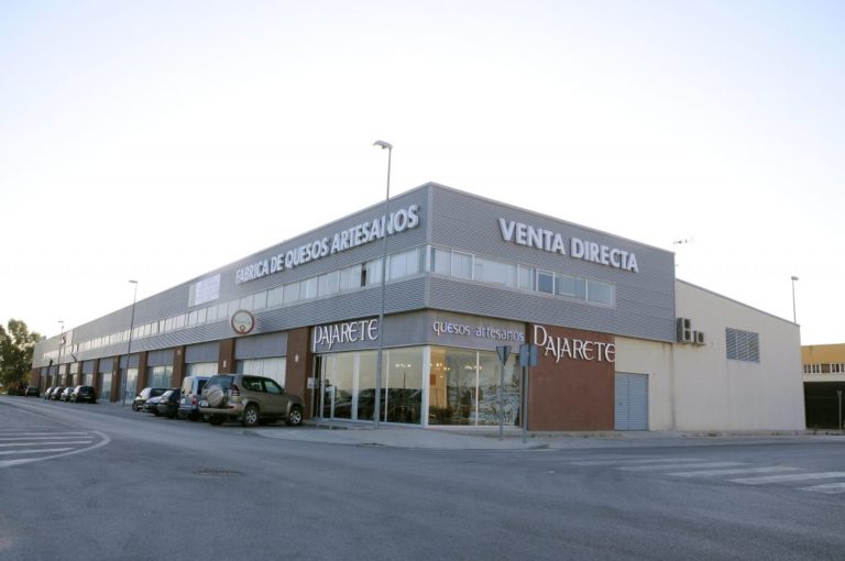 quesos pajarete fachada 768x510