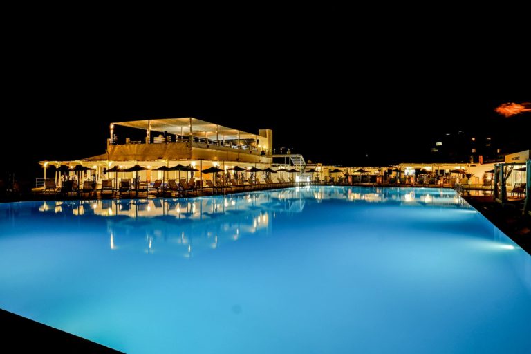 El Ancla Beach Club 3 768x512