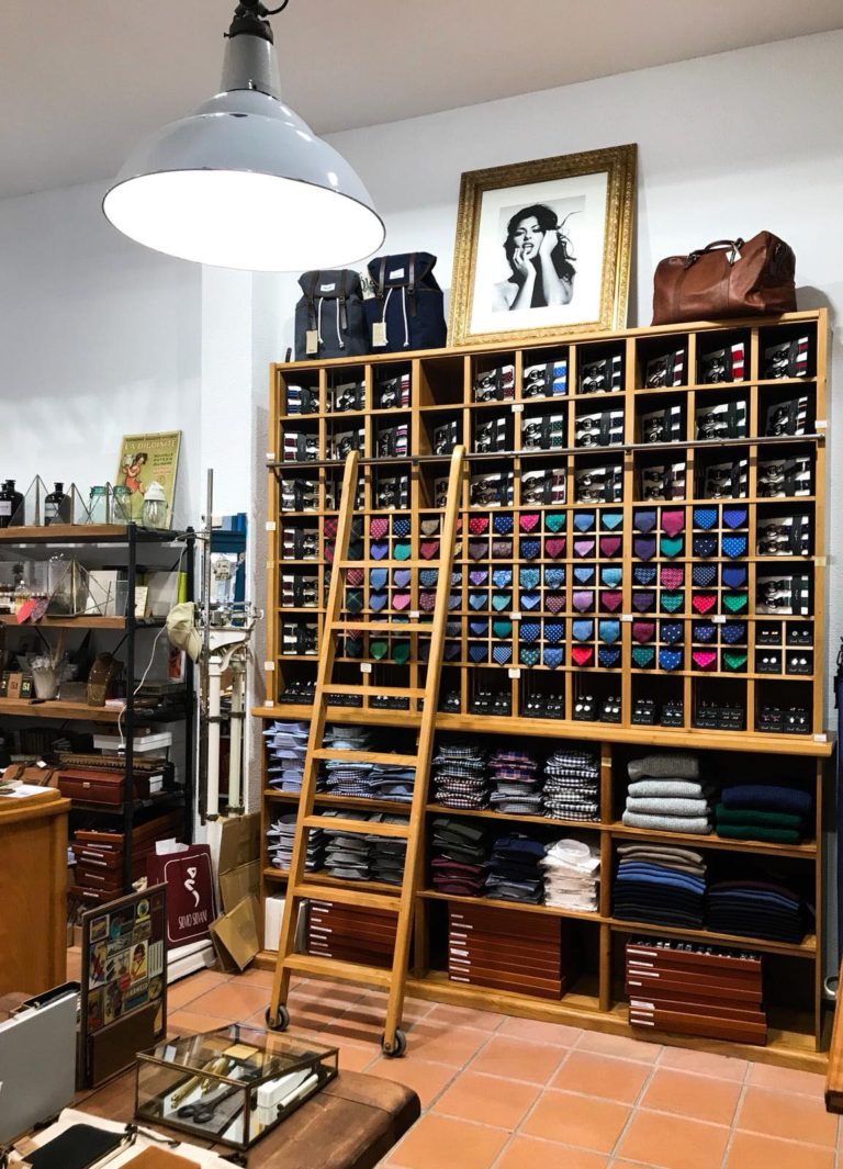 Amarcord Retro Concept Store 5 768x1065