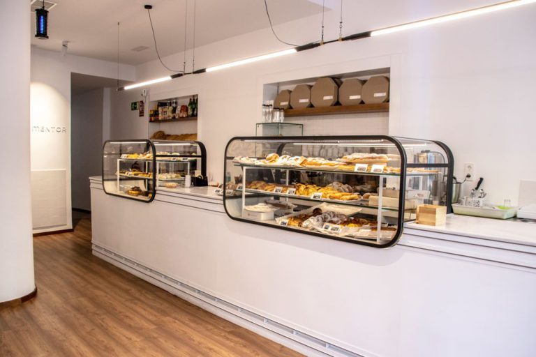Pasteleria Formentor Santa Engracia 768x512