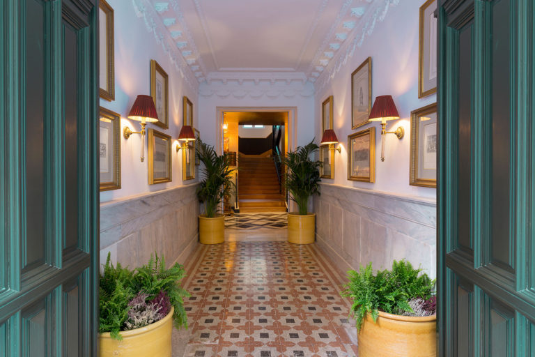 Room Mate Alba 3 768x512