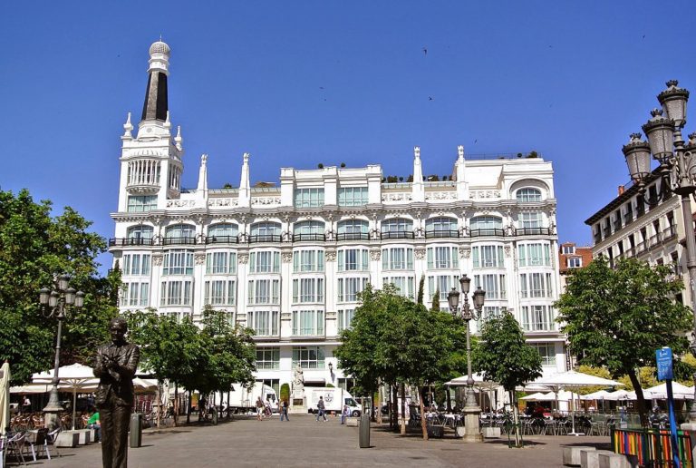 hotel me madrid 768x516