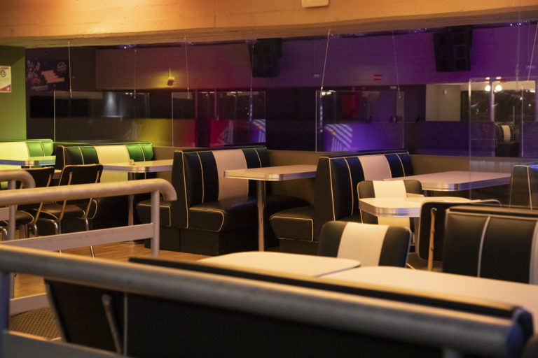 Rolling Dance Burger 4 768x512