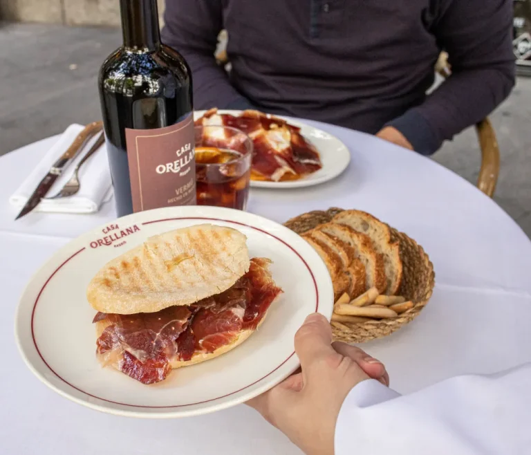 Brunch Iberico de Casa Orellana Madrid 768x658