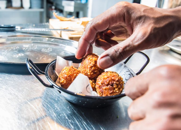Croquetas de Casa Lobo Madrid 768x554