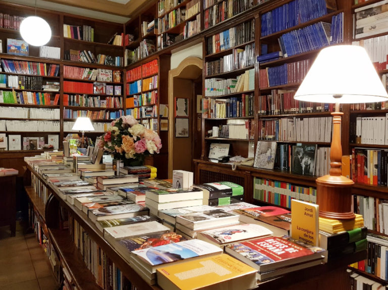 Libreria Pergamo 2 768x575