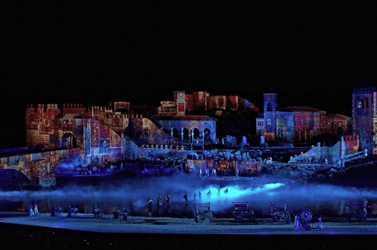 Espectaculo nocturno El Sueno de Toledo Puy du Fou Toledo 2 768x511