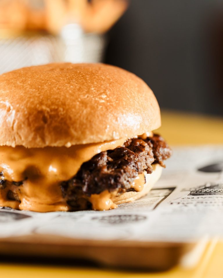 La Prensa Burgers and Beers 3 768x960