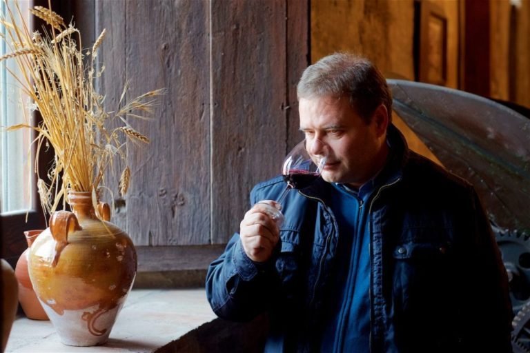 Visita a Bodega Museo del Vino y Cata en Bodegas Pablo Morate Valdelagua Madrid 4 768x512