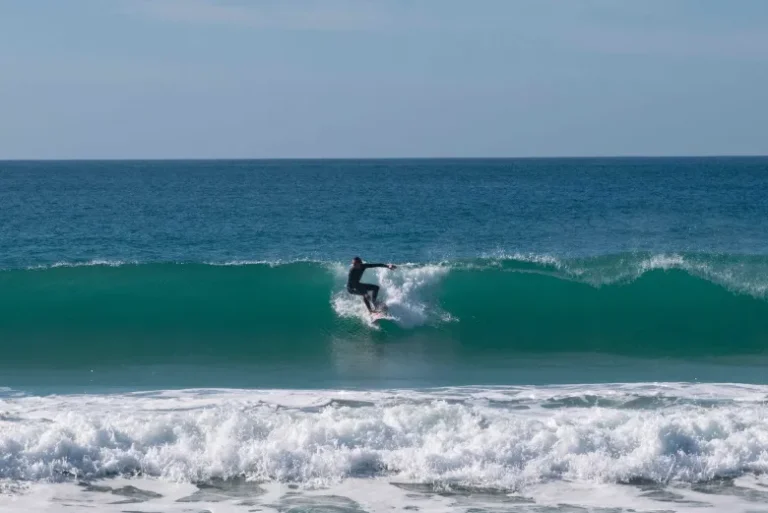 Curso de surf en El Palmar de Vejer 768x513