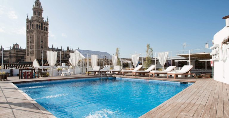 Pura Vida Terraza Sevilla 3 768x395