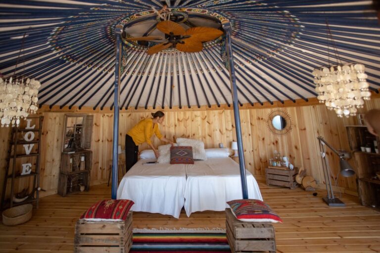 yurta wakana 2 768x512