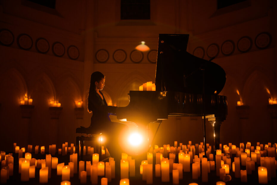 Candlelight piano