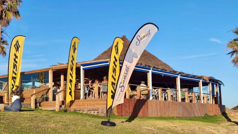 Sunset Loco Beach Bolonia 3 768x432