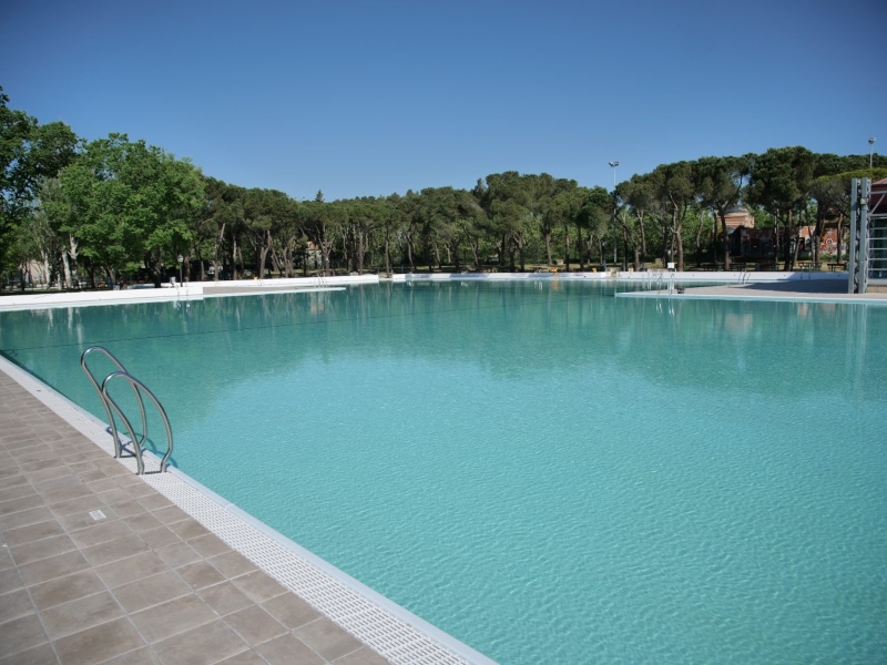 Cuándo cierran las piscinas de verano en Madrid? - Actualidad   Guía Imprescindible