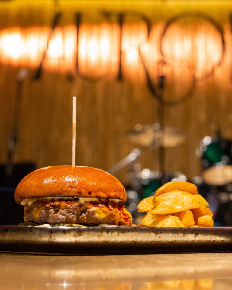 Aurora Madrid 7 768x960