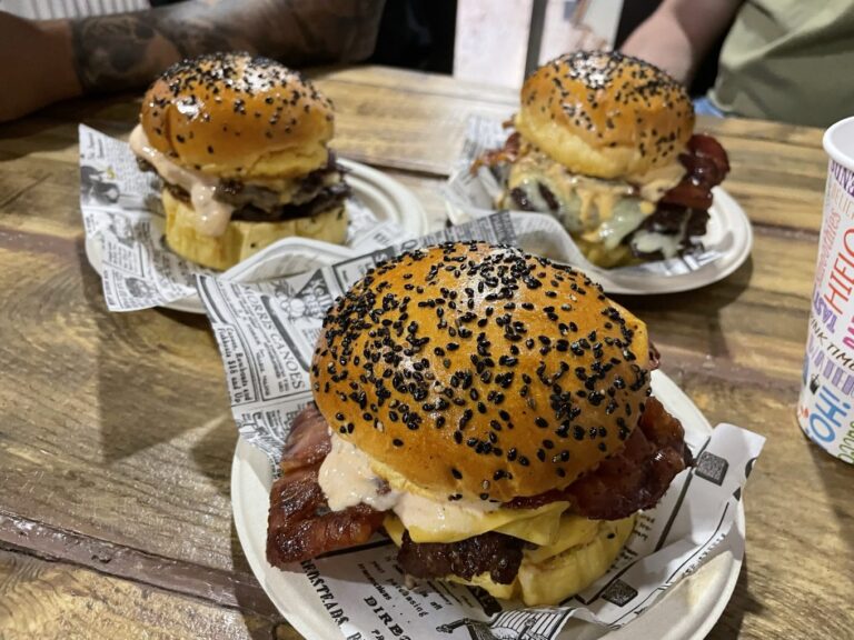 Cesars Burgers 2 768x576