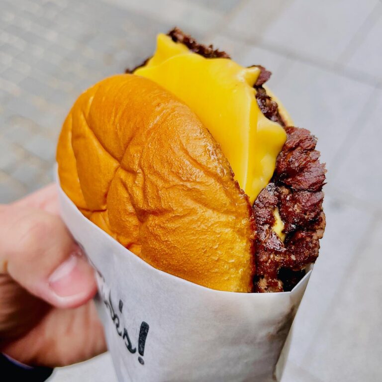 Hamburguesa Pinks Burgerc 768x768