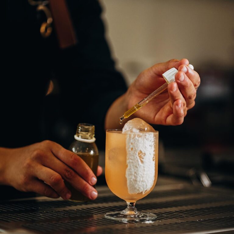 Momus Cocktail Bar 2 768x768