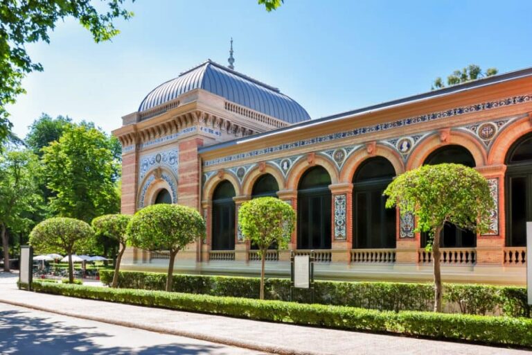 Palacio de Velazquez 768x512