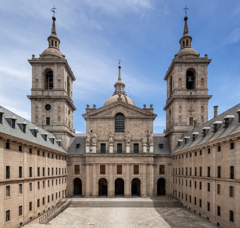 Real Monasterio de San Lorenzo de El Escorial 5 2 768x729