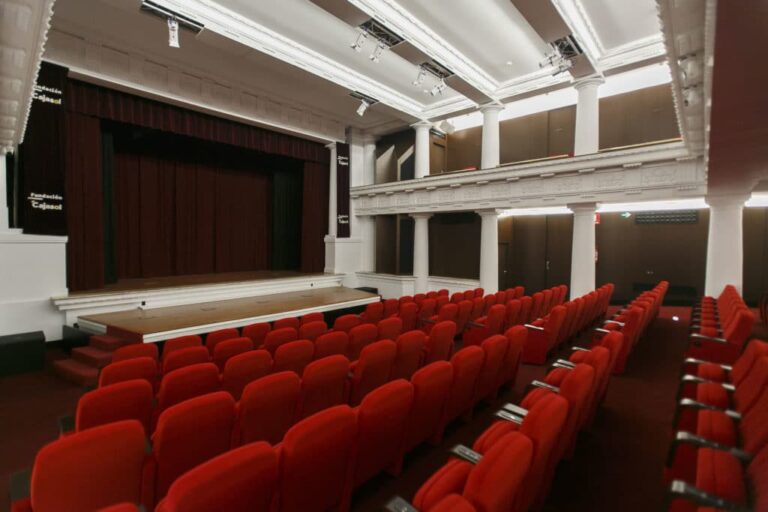 Teatro Cajasol Sevilla 768x512