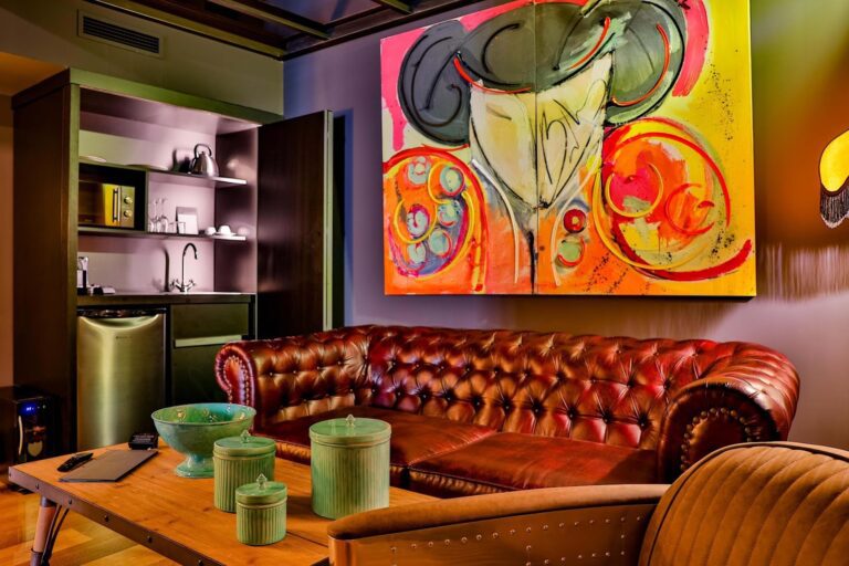 Hotel Lobby Room Sevilla 6 768x512