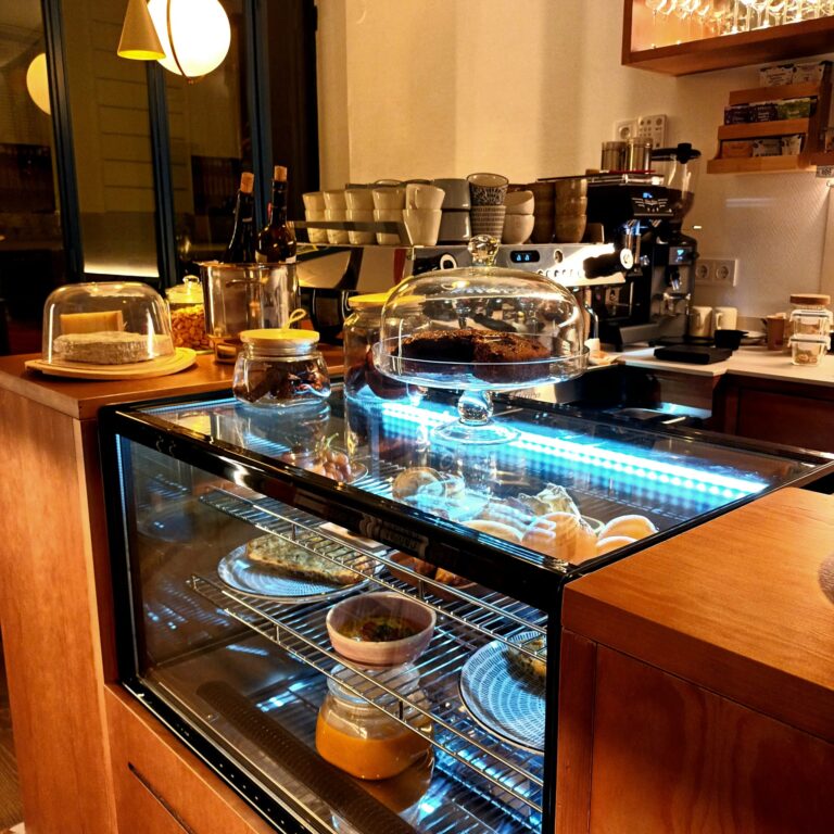 Gatopardo Cafe 4 768x768