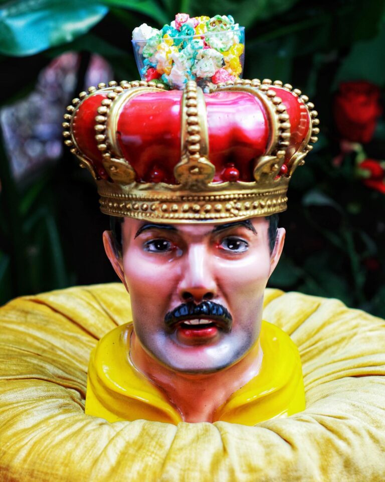 Inclan Brutal Bar 8 768x960