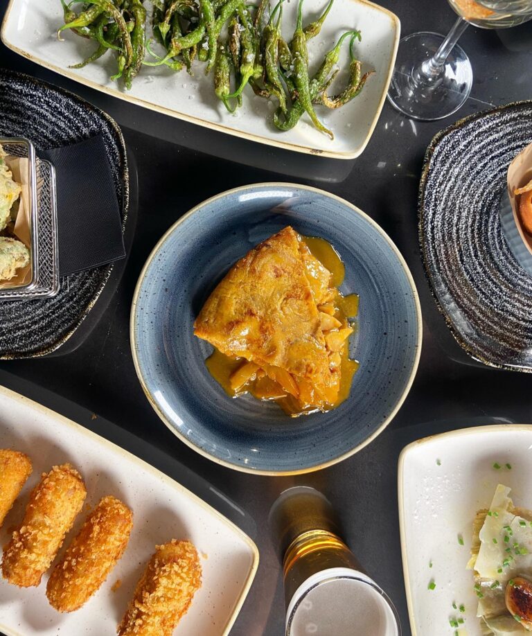 Juana La Loca 8 768x918