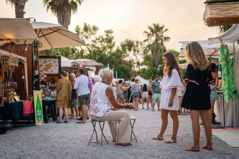 Mercado Hippy de Las Dalias en Ibiza 768x512