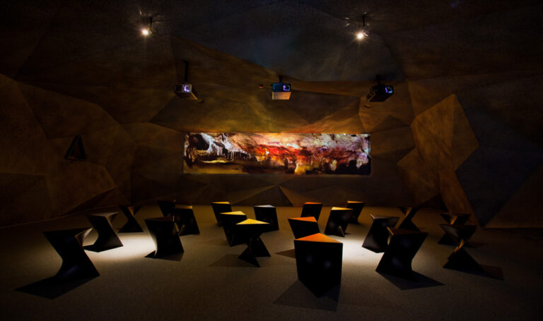 Cueva y Centro de Arte Rupestre Tito Bustillo 3 768x455