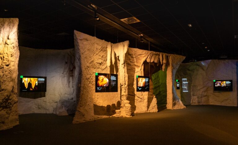 Cueva y Centro de Arte Rupestre Tito Bustillo 6 768x467