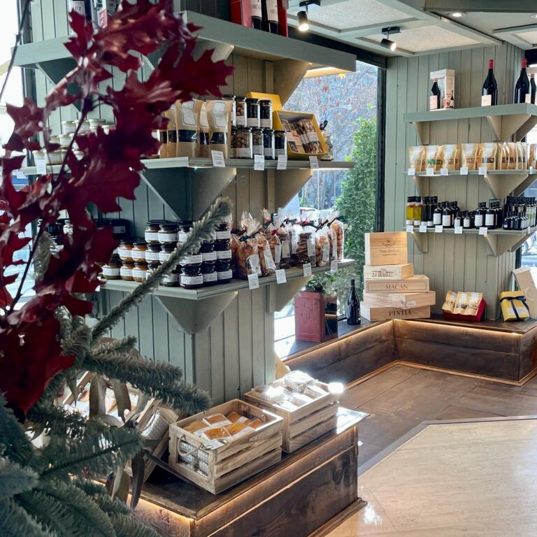 Dona Tomasa Juan Ramon Jimenez 3 768x768