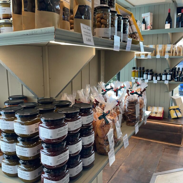 Dona Tomasa Juan Ramon Jimenez 6 768x768