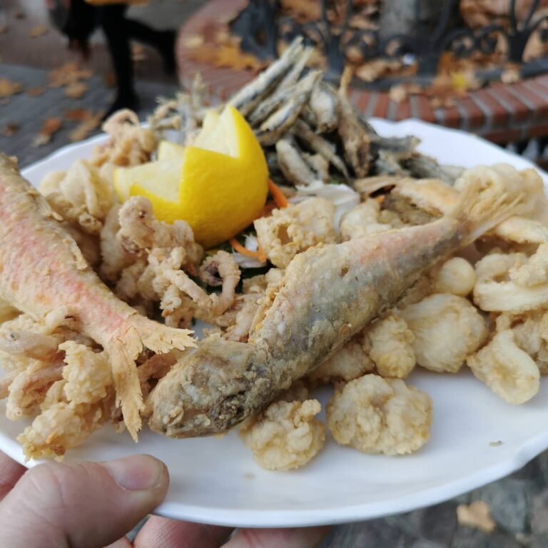 Restaurante Chikito 3 768x768