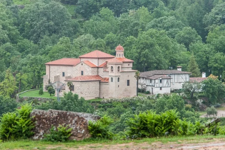 Santuario de Nuestra Senora de Chilla 2 768x510