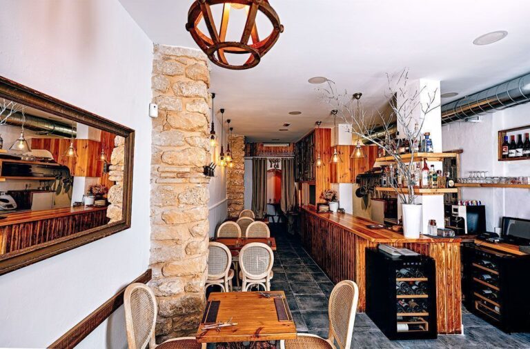 Steki Restaurante 2 768x506