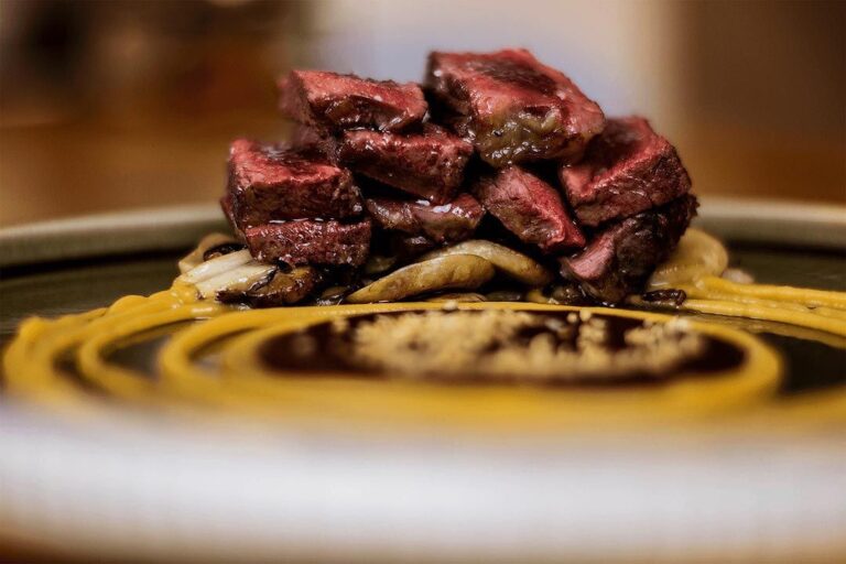 Steki Restaurante 9 768x512