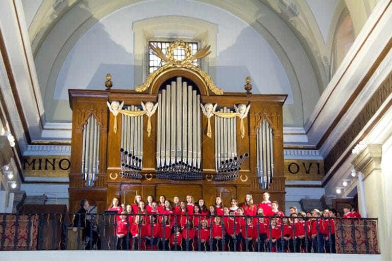 XVI Ciclo Musica de Organo en la Parroquia de San Gines 768x512