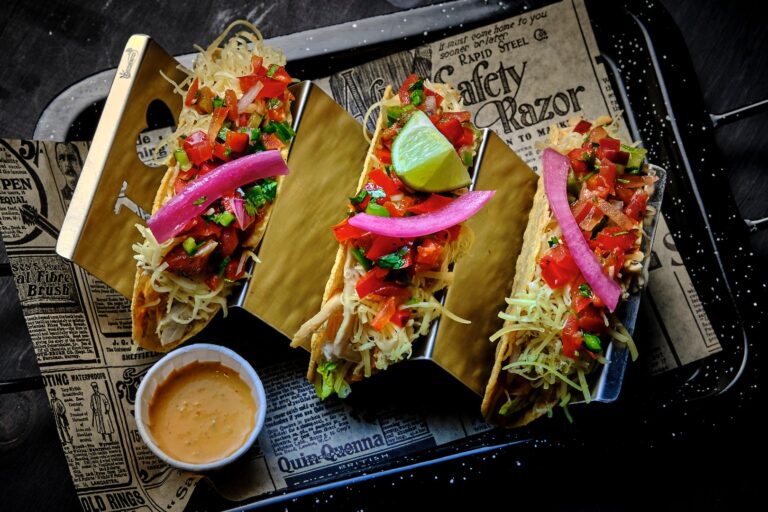 Comic Planet 19 768x512