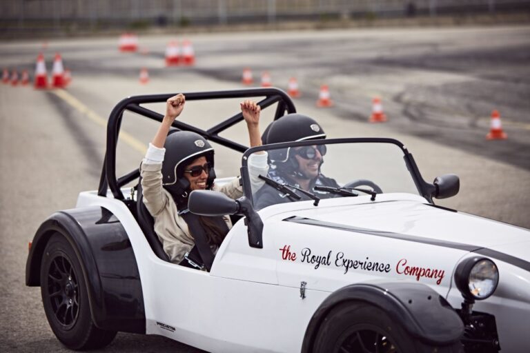 Experiencia de conduccion Westfield AeroRace en el Circuito del Jarama 2 768x512