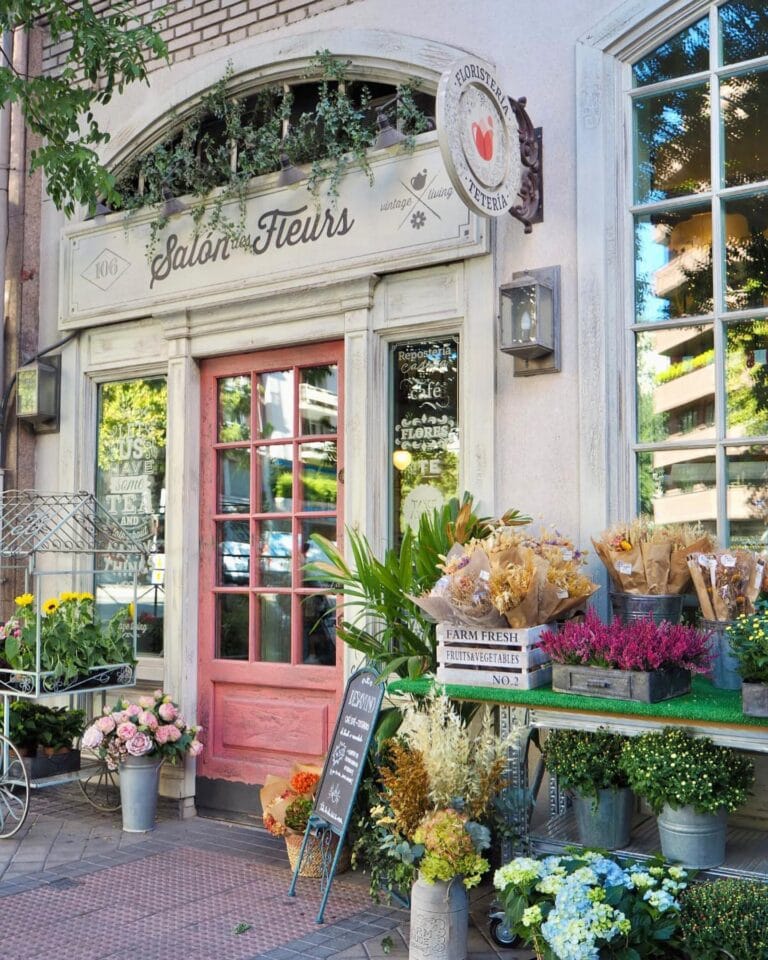 Salon des Fleurs 768x960