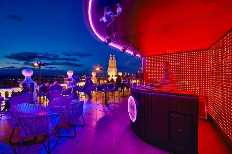 360 Riu Rooftop Bar 5 768x512