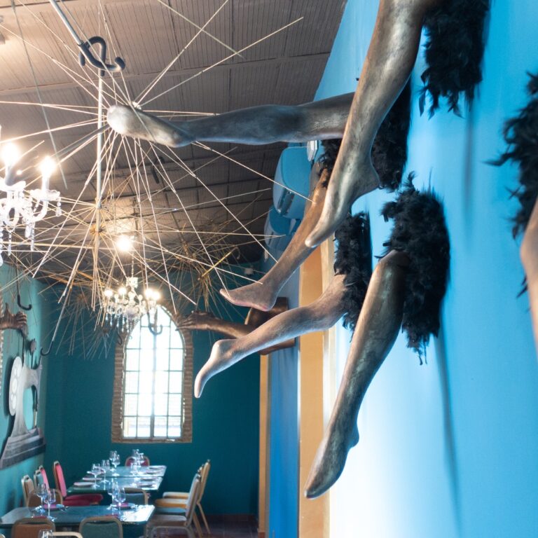 Dali Cinema 6 768x768