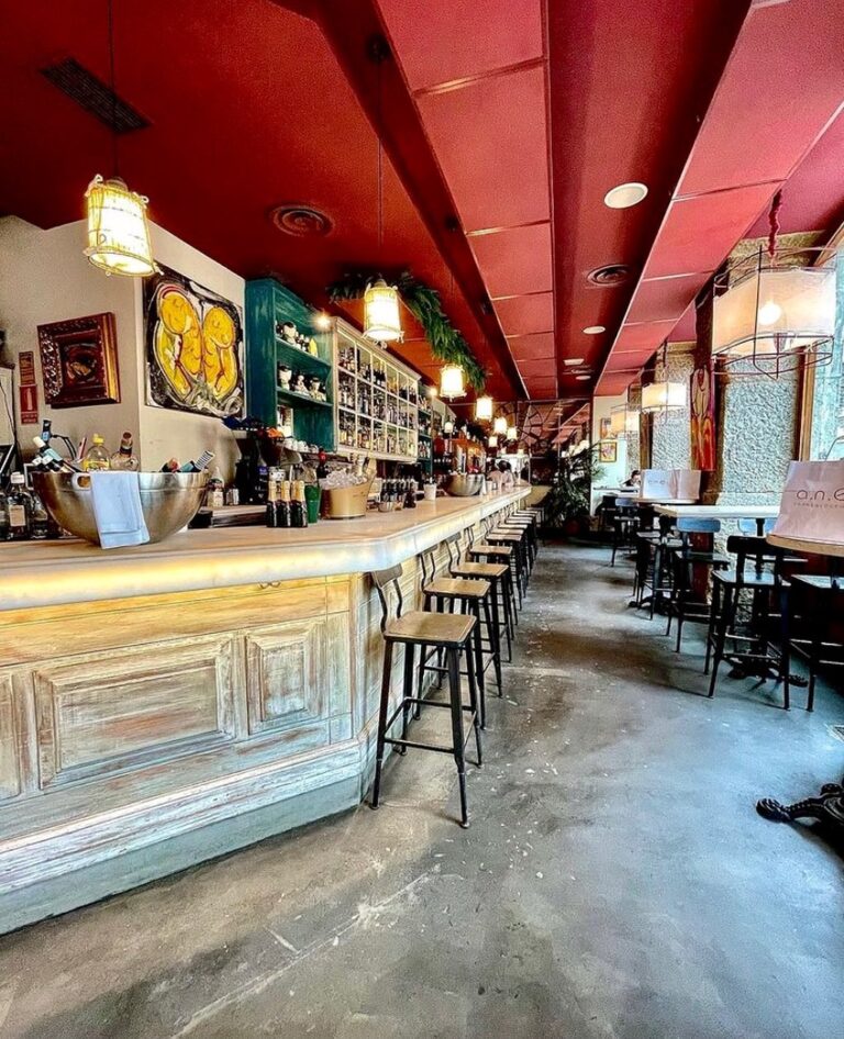 anEl Tapas Lounge Bar 3 768x946