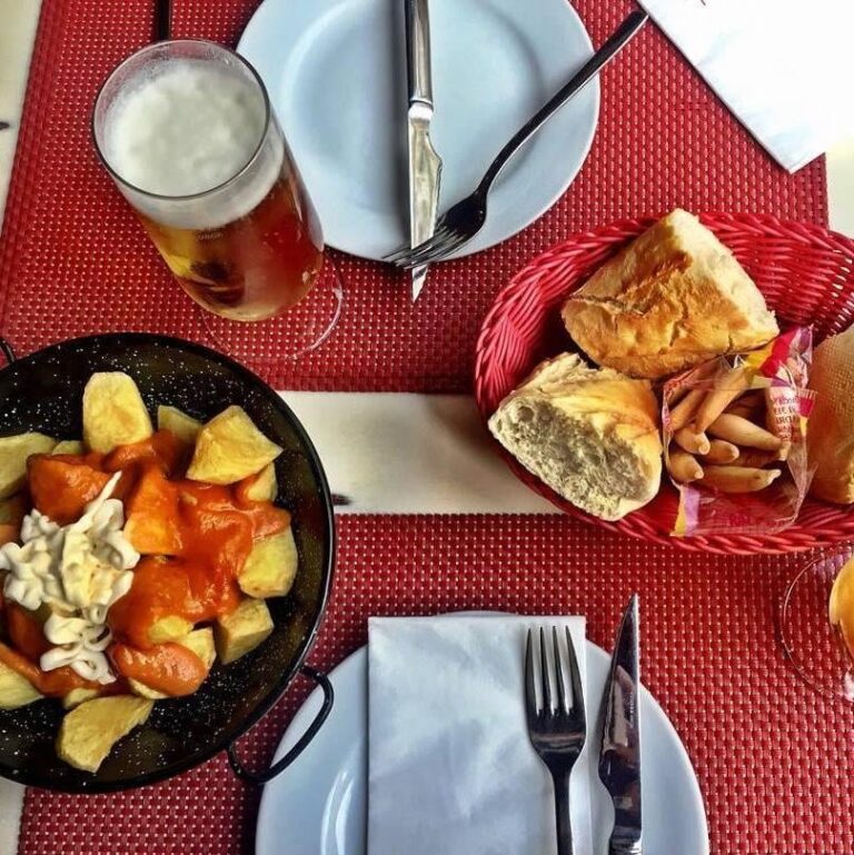 anEl Tapas Lounge Bar 7 768x769